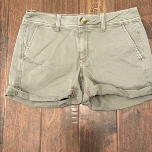 American Eagle midi short